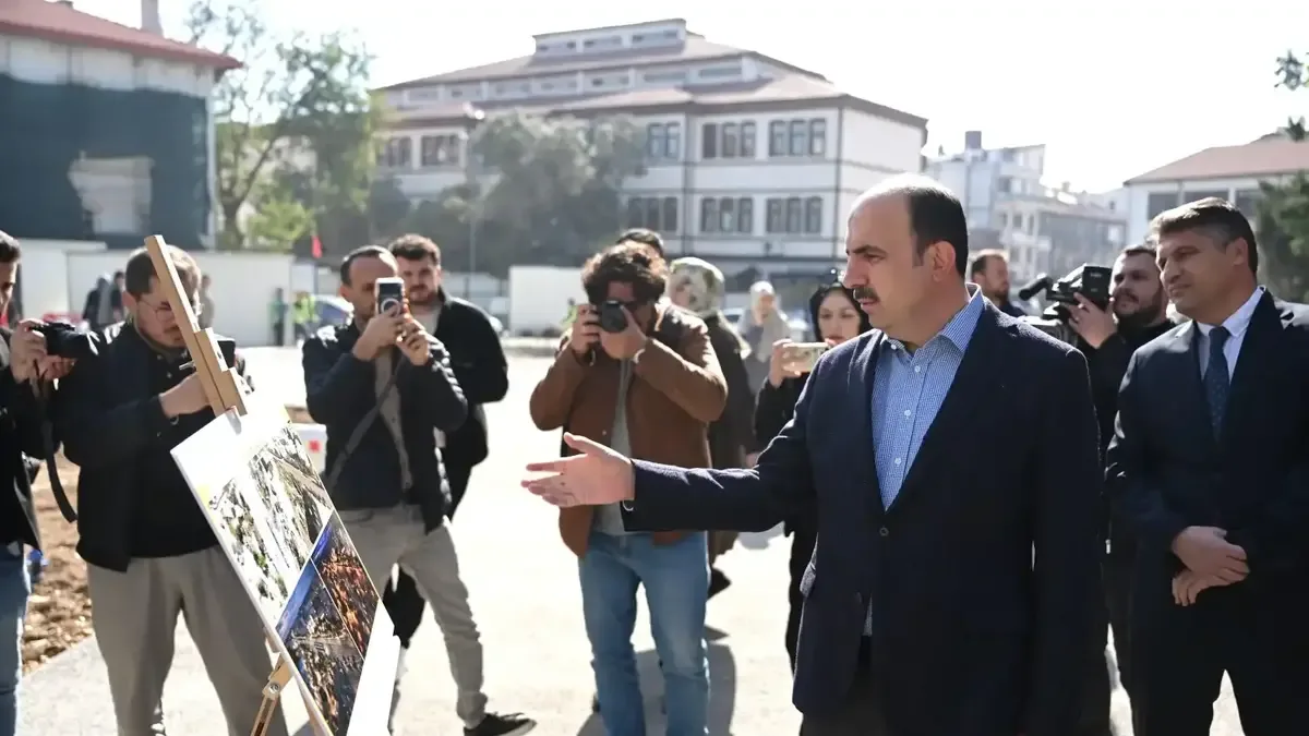 Konya Mevlana Caddesi çevre düzenleme çalışmaları