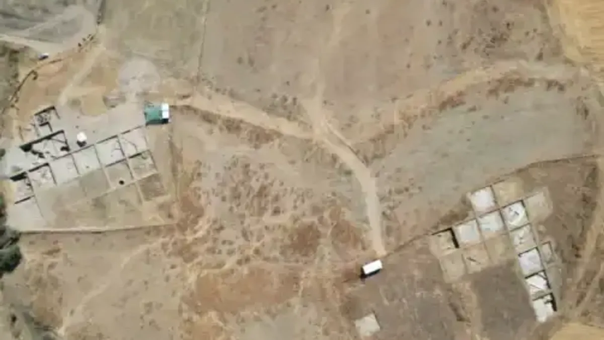 Tavşanlı höyük kazılarında 4 bin yıllık köpek pati izi bulundu - Detay Görsel 2