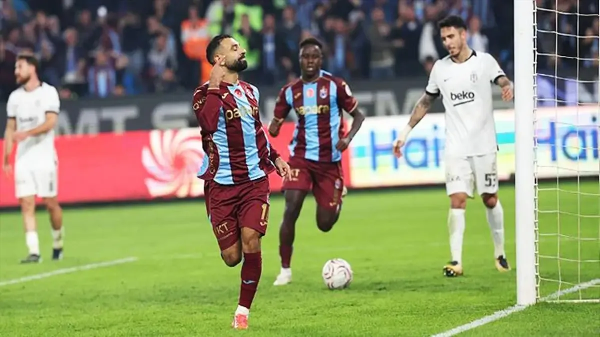 Mücadelede Mohammed Salah gol sevincini böyle yaşadı.