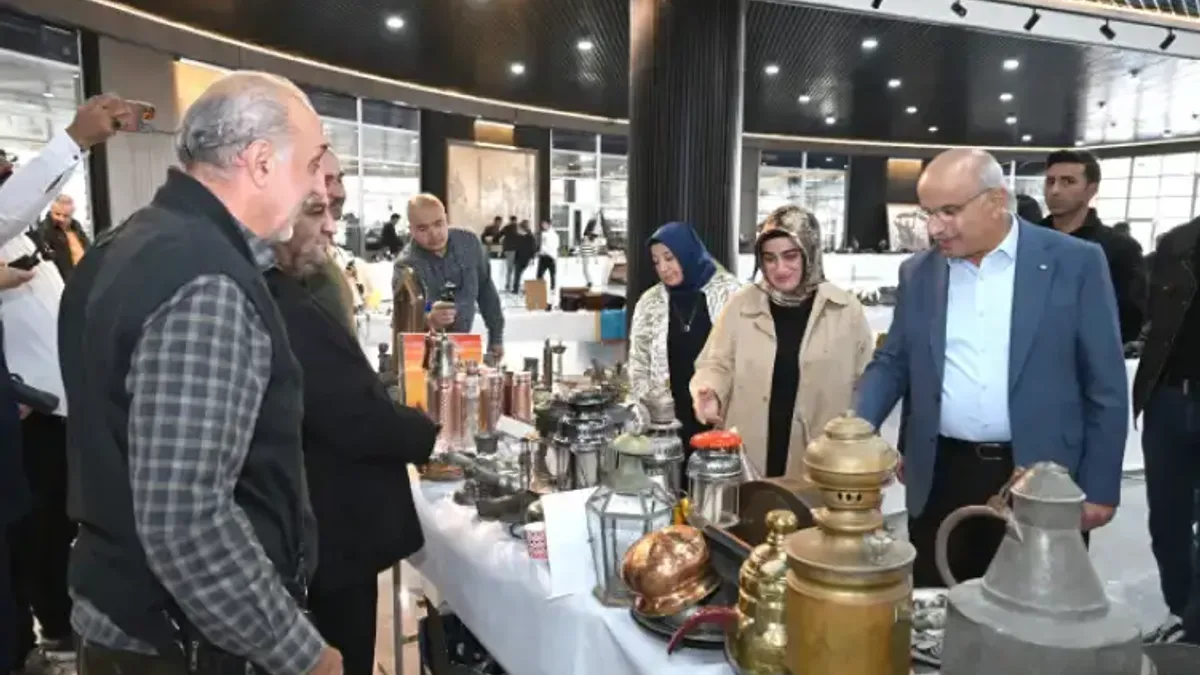 Malatya'da antika pazarı kapılarını koleksiyonculara açtı - Detay Görsel 1