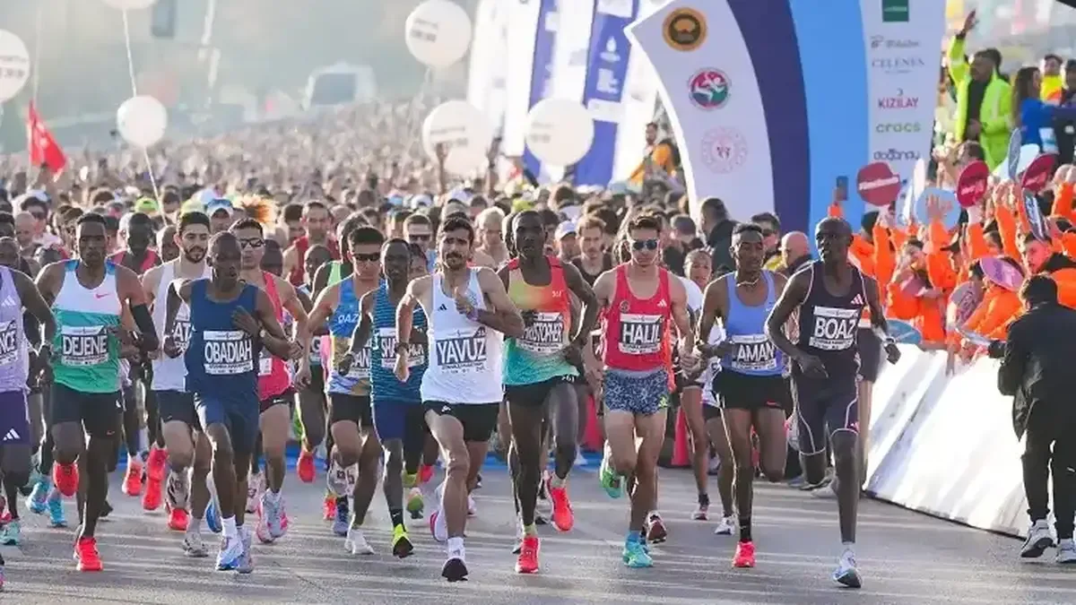 İstanbul Maratonu'nda elit atletler mücadele edecek.