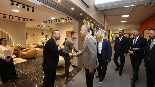 İnegöl'de gerçekleştirilen 55. MODEF EXPO fuarından bir görüntü.