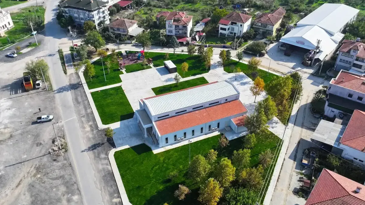 Pamukova Mekece Sosyal Tesisi tamamlanarak hizmete hazır hale getirildi.