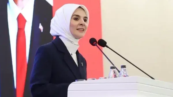 Bakan Göktaş, Hatay'da sosyal hizmet yatırımlarını duyurdu.