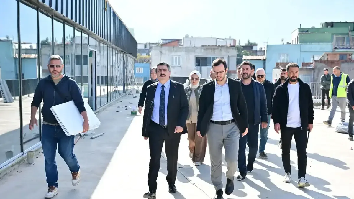 Yıldırım Belediyesi tarafından Yavuzselim Mahallesi'nde inşa edilen kapalı pazar alanı ve gençlik merkezi.