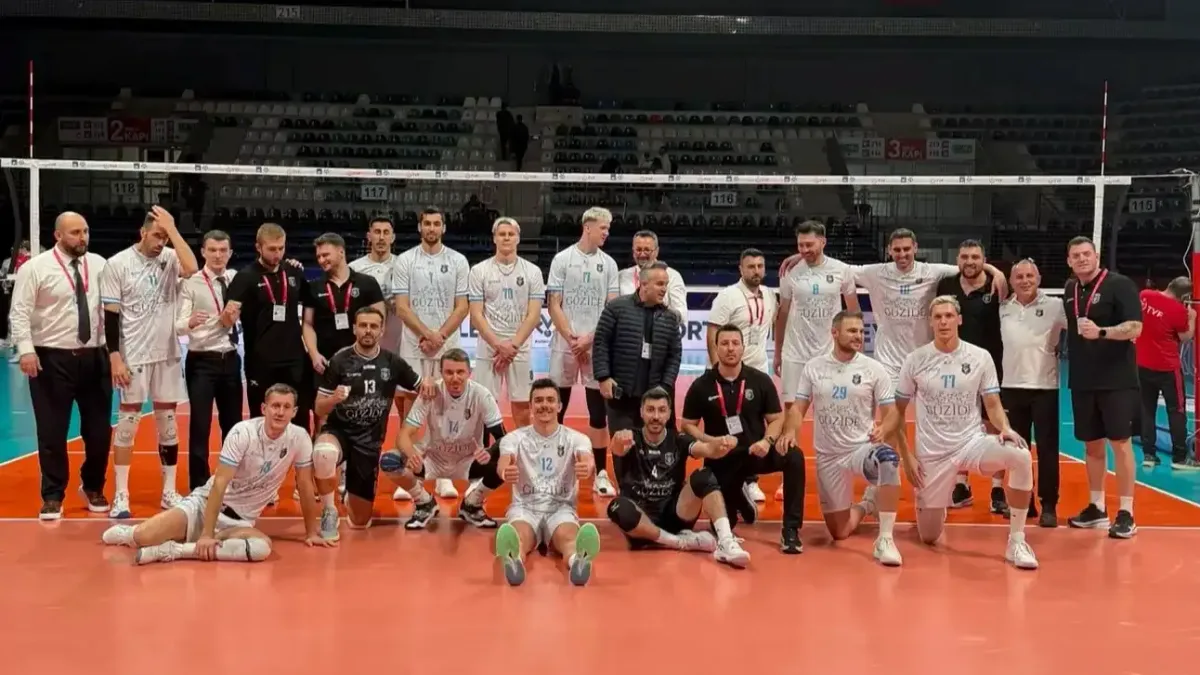 Gebze'nin voleybol takımı çeyrek finale yükseldi