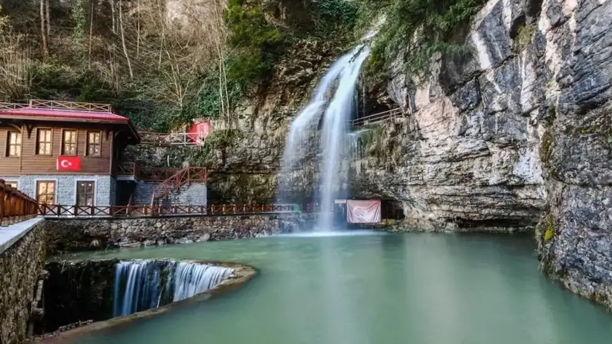 Trabzon'un turizm cazibesi 552 bin kişiyi ağırladı