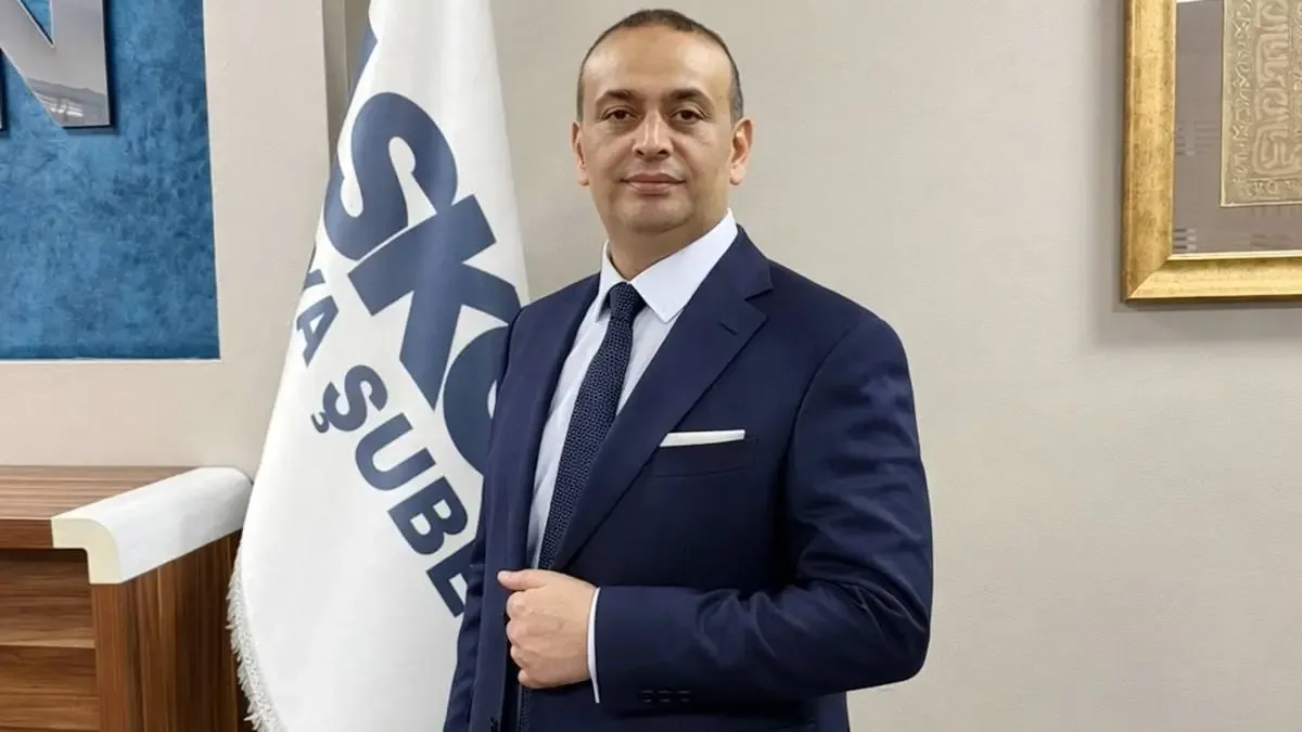 ASKON Konya Şube Başkanı Yusuf Çimen, Azerbaycan'da eğitim kurumlarındaki başörtü kısıtlamalarına tepki gösterdi.