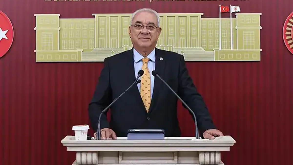 Aksakal'dan fon soruşturmalarına sert eleştiri