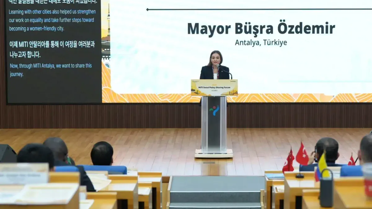 Seul'de Antalya'nın akıllı şehir projeleri sergilendi