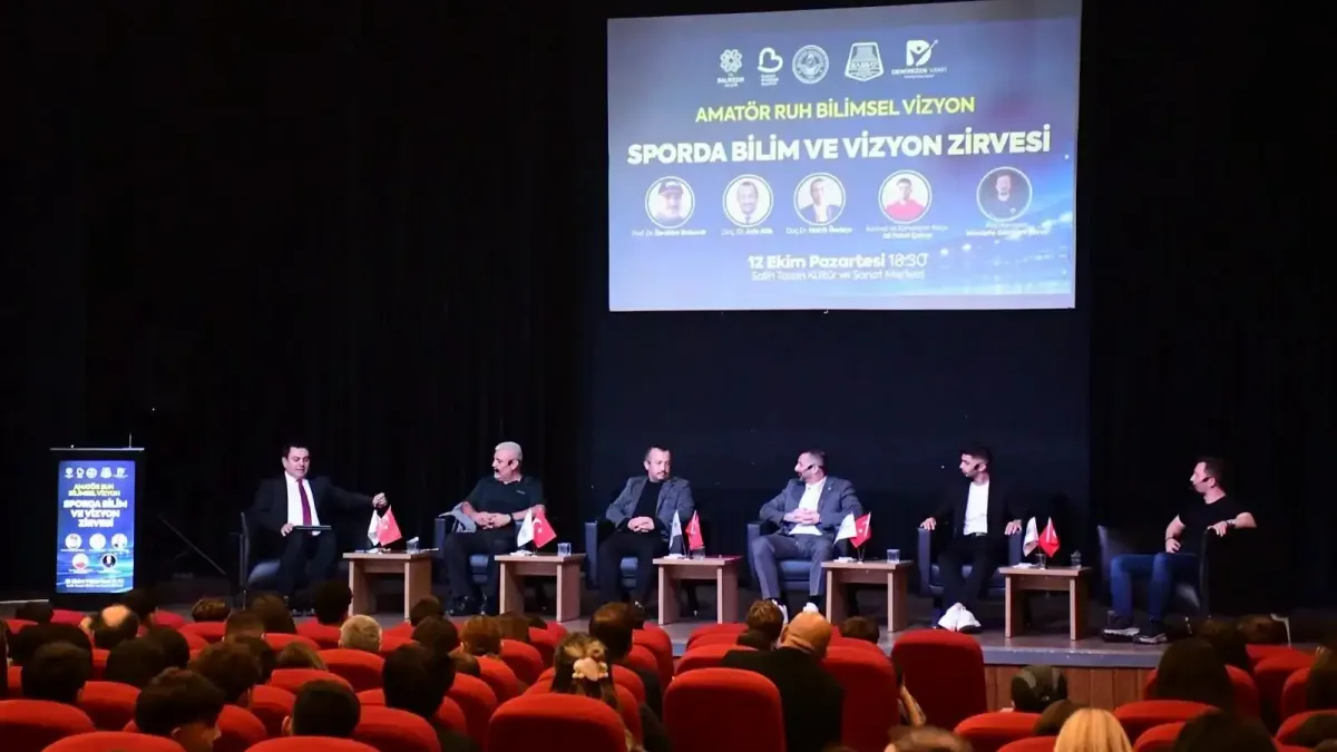 Balıkesir'de genç sporculara yönelik bilimsel vizyon paneli