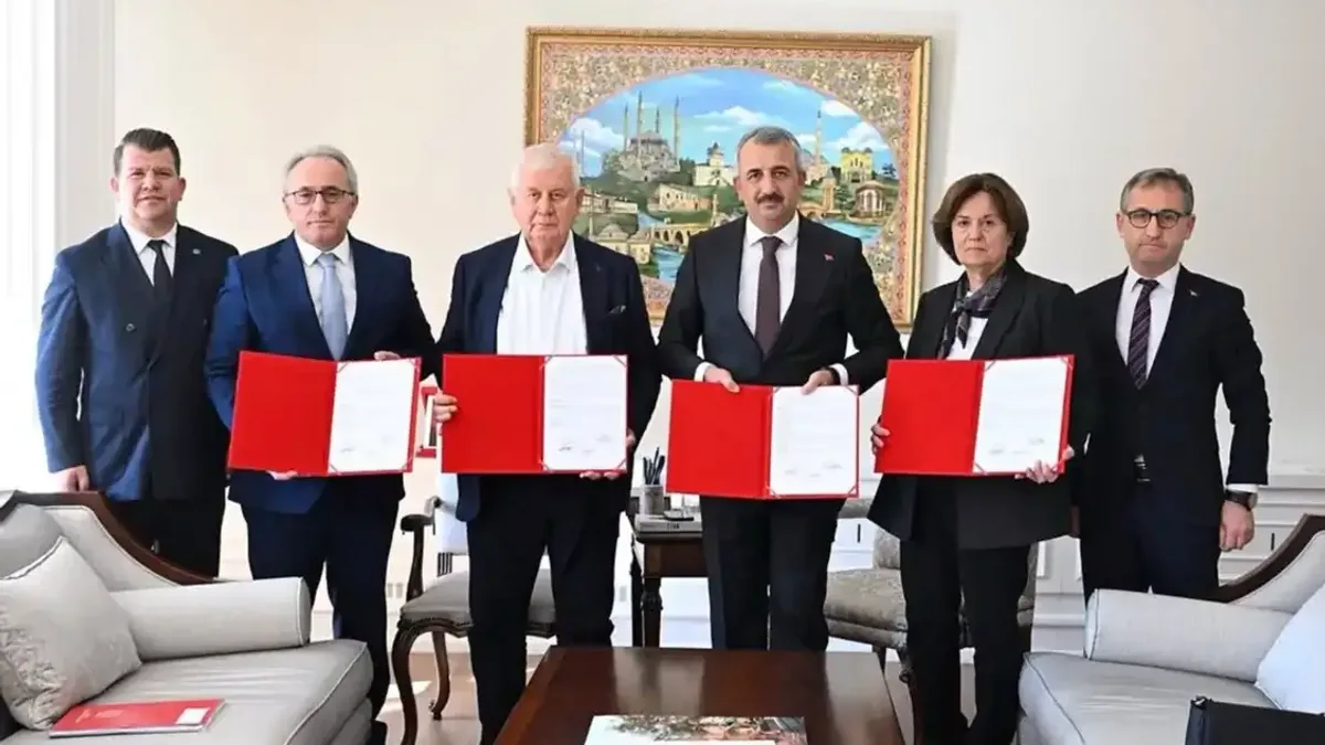 Bolu yangınında kaybettiği kızının adını okula veriyor
