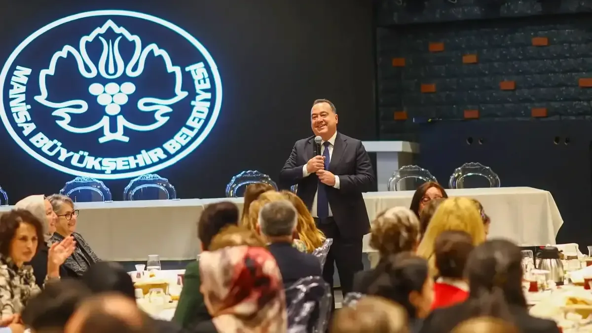 Başkan Besim Dutlulu, kadın muhtarlarla bir araya geldi.
