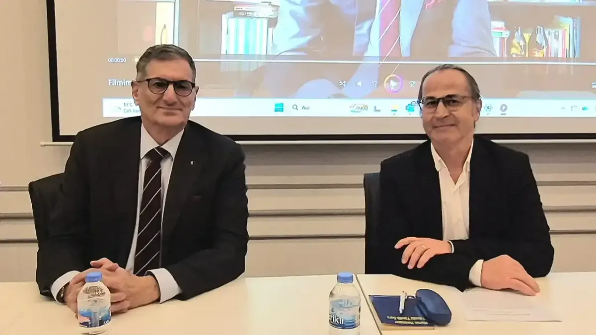 BUSİAD felsefe söyleşileri etkinliği