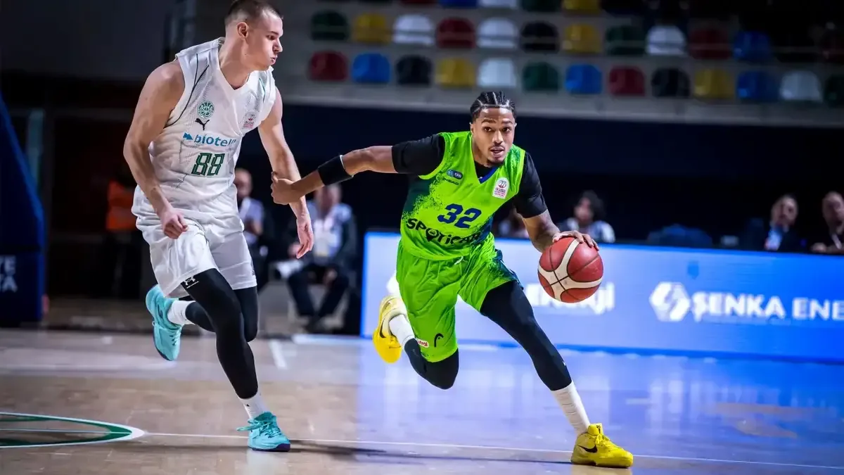 TOFAŞ Basketbol Takımı, BİOTEKNO Körfez Basket ile karşılaştı.