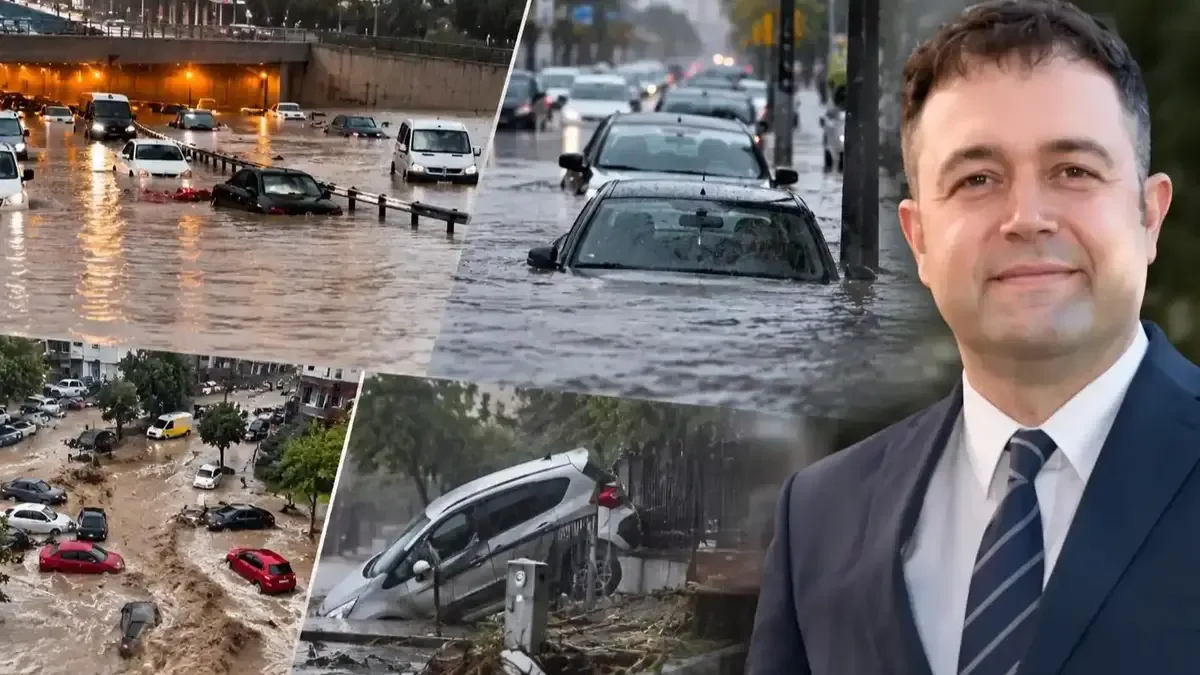 İstanbul'da 14 Ekim'de meydana gelen sel olayında su altında kalan araçlar.
