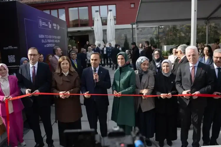 KADEM İnovasyonda Kadın Bilgi Merkezi açılış töreninden bir görüntü. - Fotoğraf 1