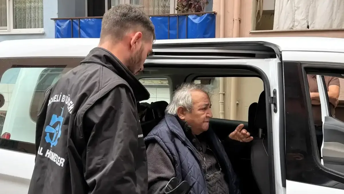 Kocaeli Büyükşehir Belediyesi, yaşlı ve engelli bireylere destek sunuyor.