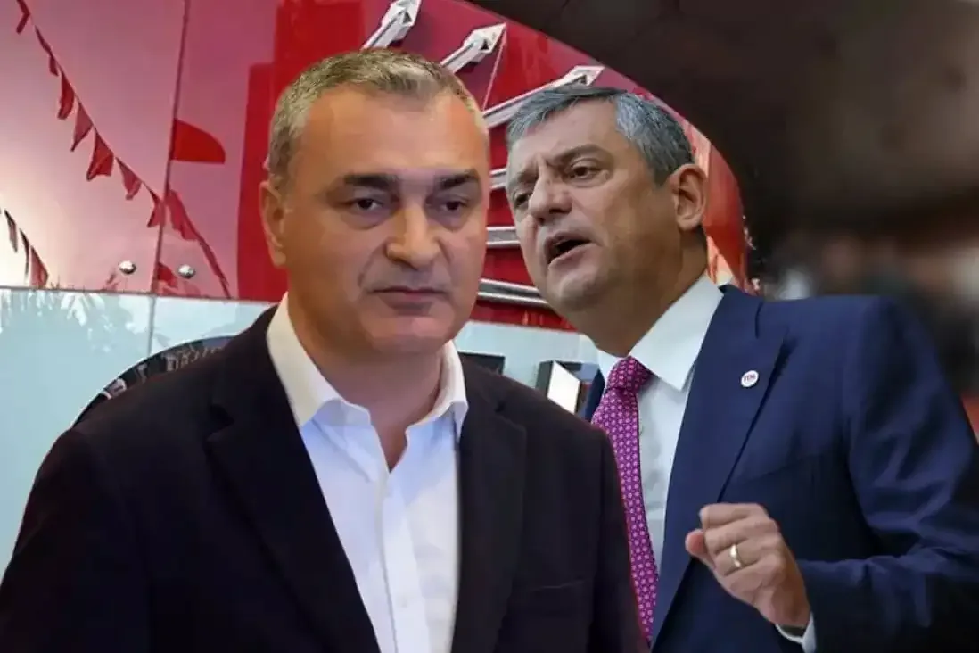 CHP Parti Sözcüsü Müslim Sarı, Özgür Özel'e tepki gösteriyor.