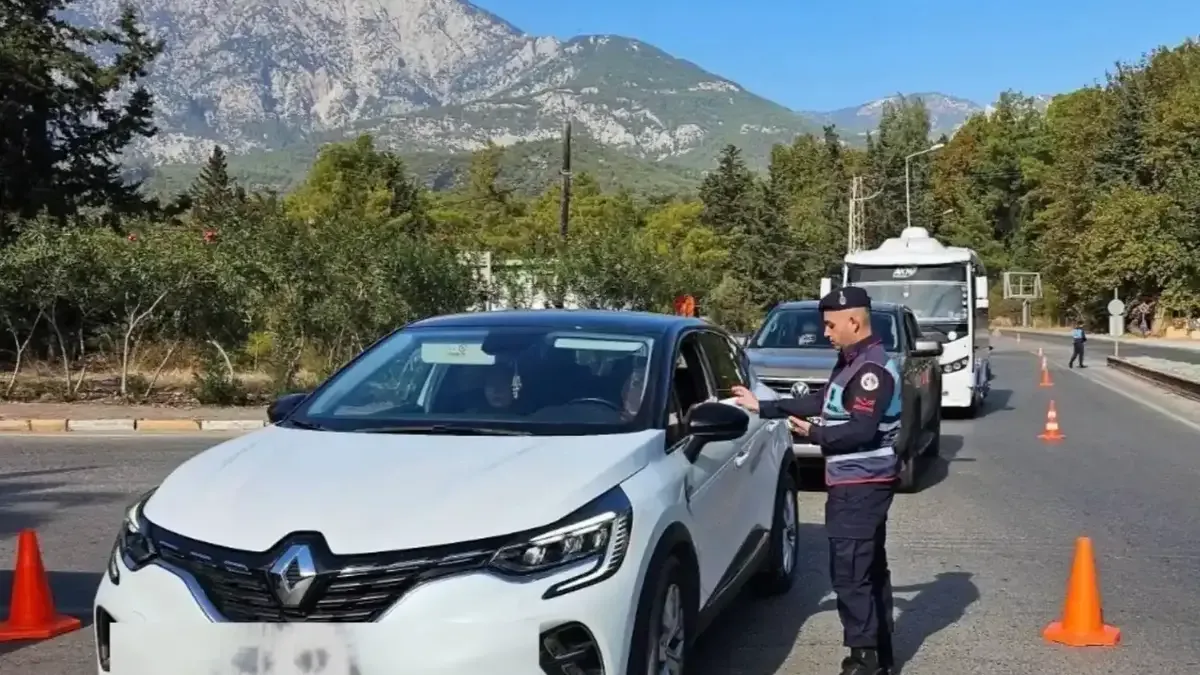 İçişleri Bakanlığı tarafından düzenlenen aranan şahıslar operasyonu.