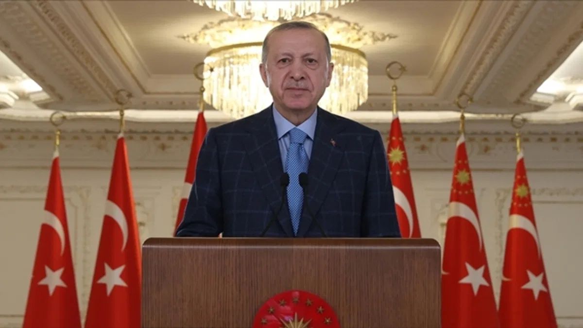 Cumhurbaşkanı Erdoğan, Spor Toto Süper Lig'e çıkan İstanbulspor'u tebrik etti