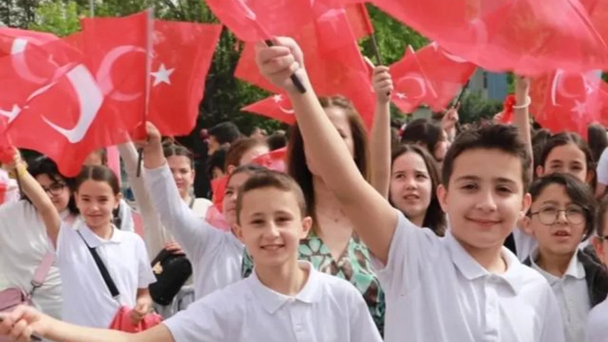 Muğla Dalaman Belediyesi “çocuk Şenliği” düzenliyor