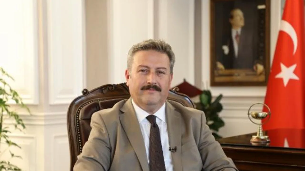Başkan Palancıoğlu’ndan Kurban Bayramı ve Babalar Günü mesajı