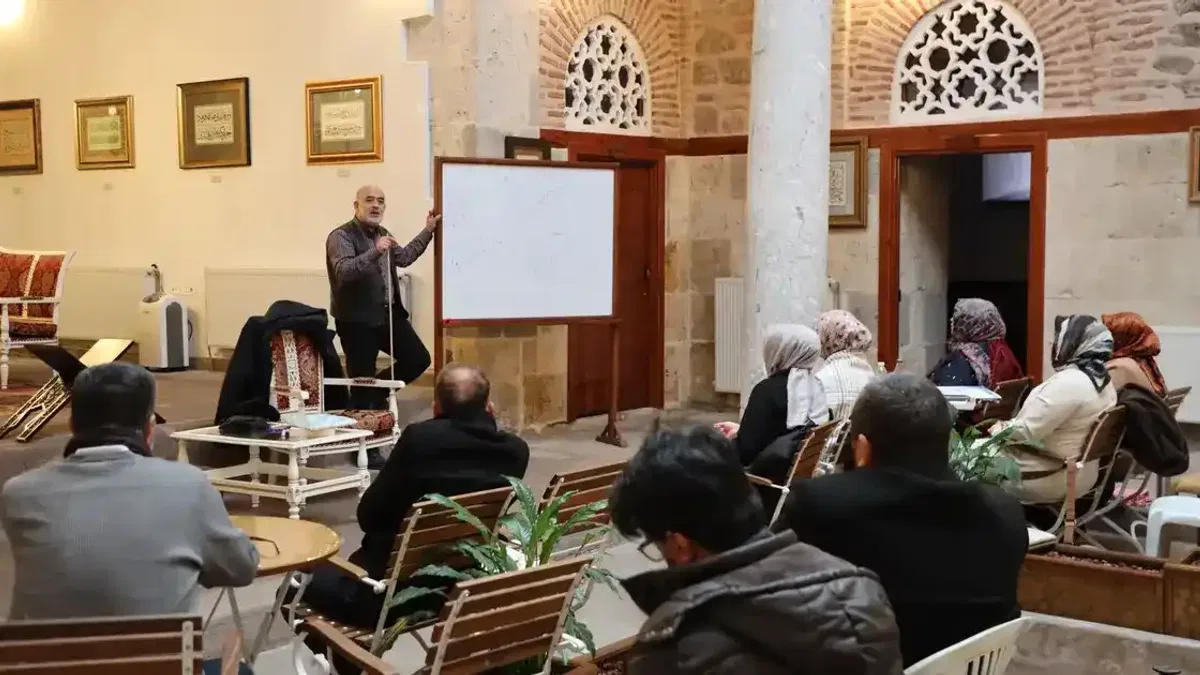 Konya'da KOMEK TİSA’da yeni dönem kayıtları başladı