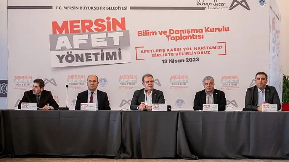 Başkan Seçer: "Mersin'i afetlere hazır hale getirmeliyiz"