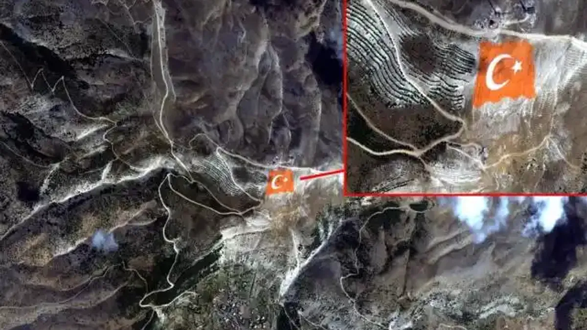 Onikişubat Belediyesi’nin dünyanın en büyük Türk Bayrağı uzaydan görüntülendi