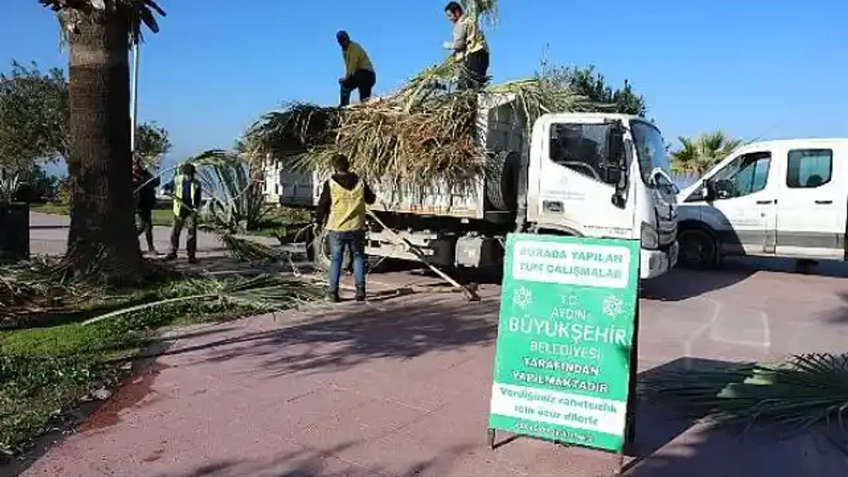 Başkan Çerçioğlu'nun Çalışmaları Kuşadası'nın Kent Estetiğine Değer Katıyor