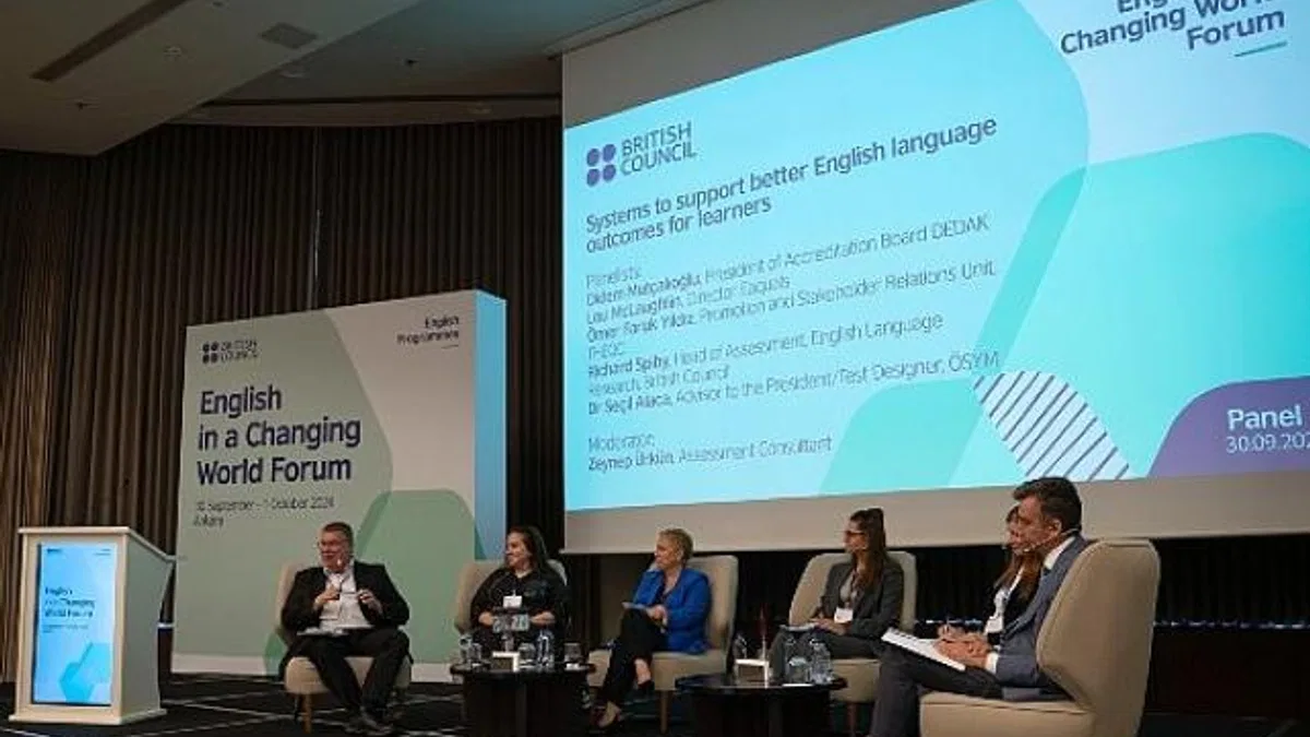 'Değişen Dünyada İngilizce' Forumu: Türkiye'de İngilizce Eğitiminde İş Birliği ve Yenilikçi Stratejiler Öne Çıktı