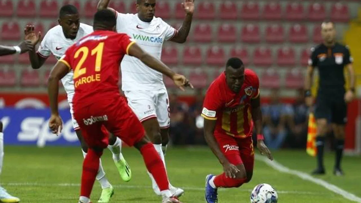 Yukatel Kayserispor sahasında Fraport TAV Antalyaspor'u yendi
