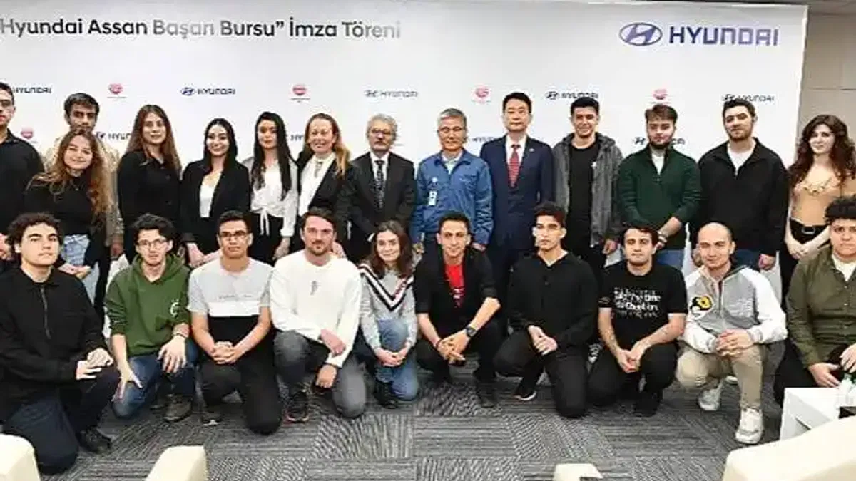 Hyundai Öğrencileri Daha Parlak Bir Geleceğe Hazırlıyor.