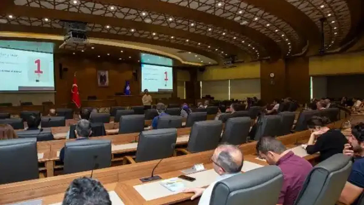 Bursa'da Büyükşehir'de ‘Sözleşme ve hak ediş uygulamaları eğitimi’