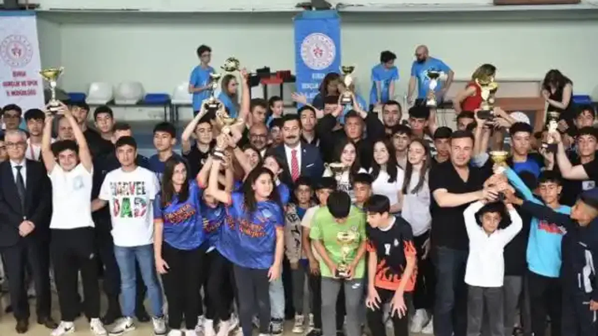 Yenişehir’de 19 Mayıs coşkuyla kutlandı