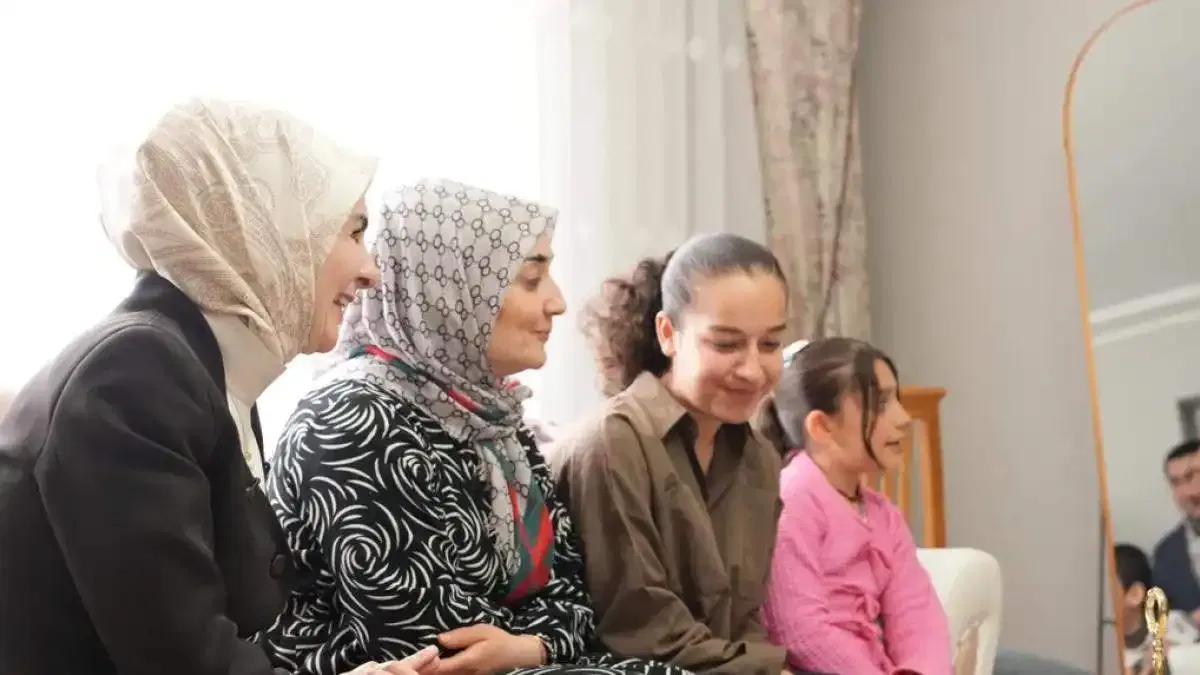 Bakan Göktaş'tan bayram ziyaretleri