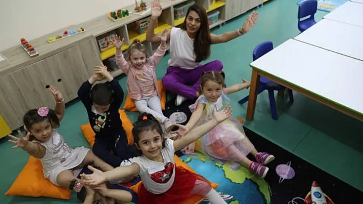 Büyükşehir Güzeloba kreşinde eğitim başladı