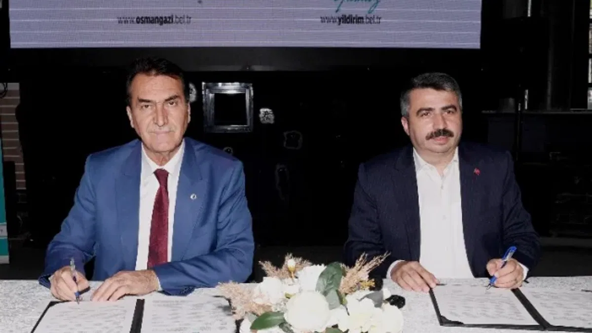 Bursa'da iki ilçeyi birbirine bağlayan köprü yenileniyor