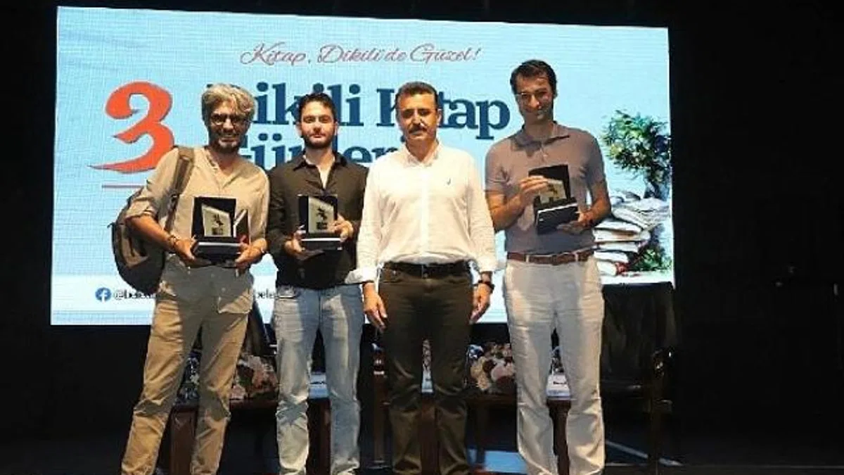 Dikili, birbirinden değerli söyleşilere ev sahipliği yaptı