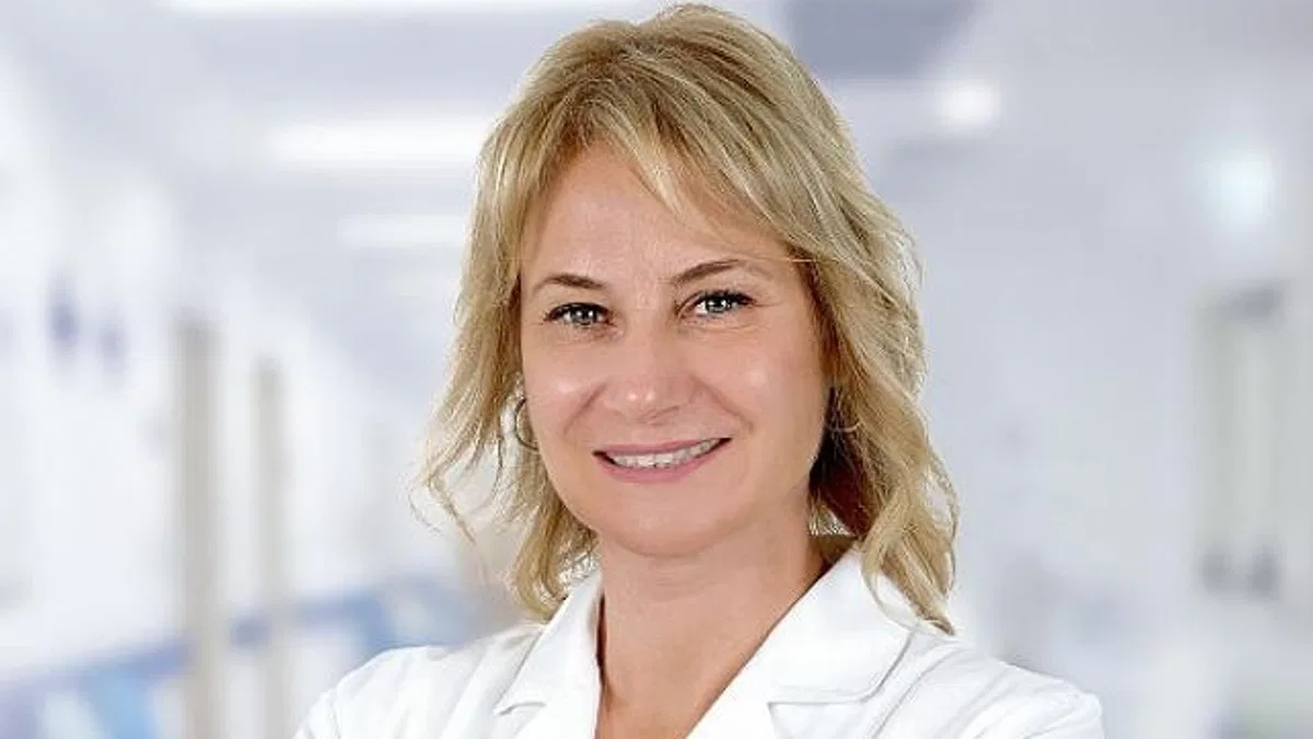 Prof. Dr. Öven "Meme Kanseri Tek Bir Hastalık Gibi Görünerek Tedavi Edilmez"