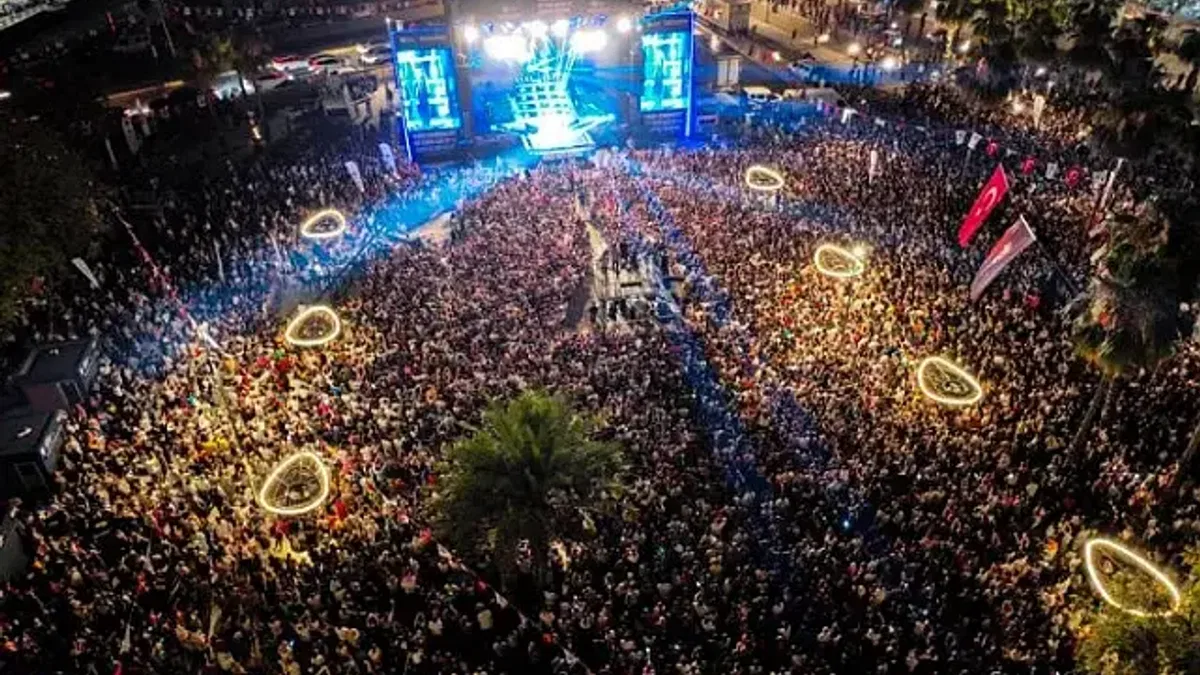 Meydana Sefo'lu muhteşem açılış