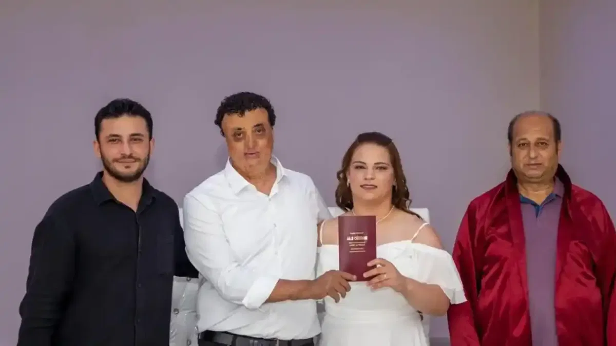 Aşka işaret diliyle 'evet' dediler