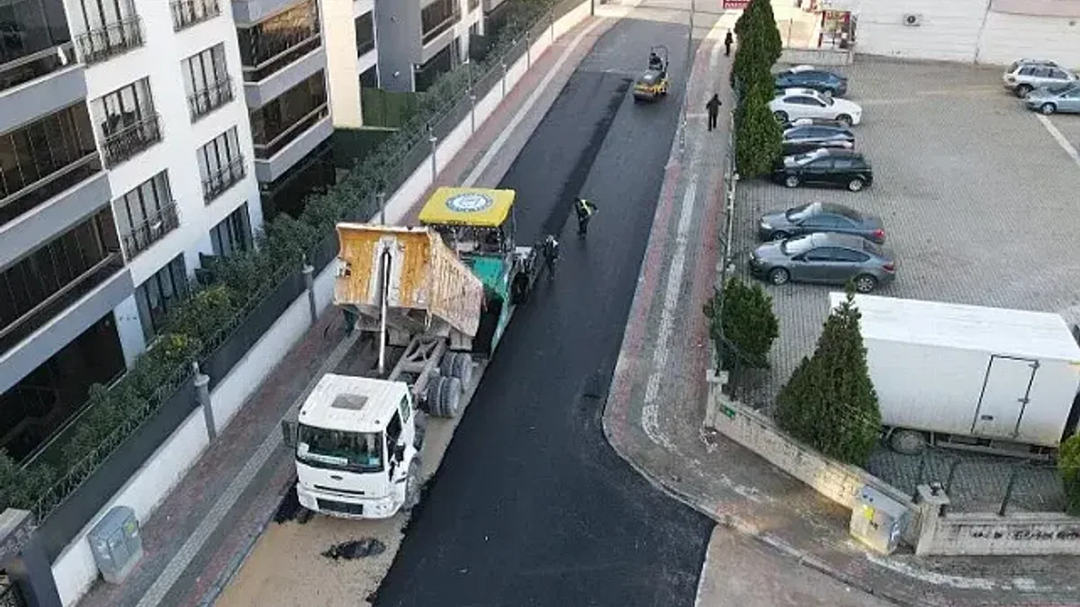 Bursa Yıldırım'da 'yol hamlesi' sürüyor