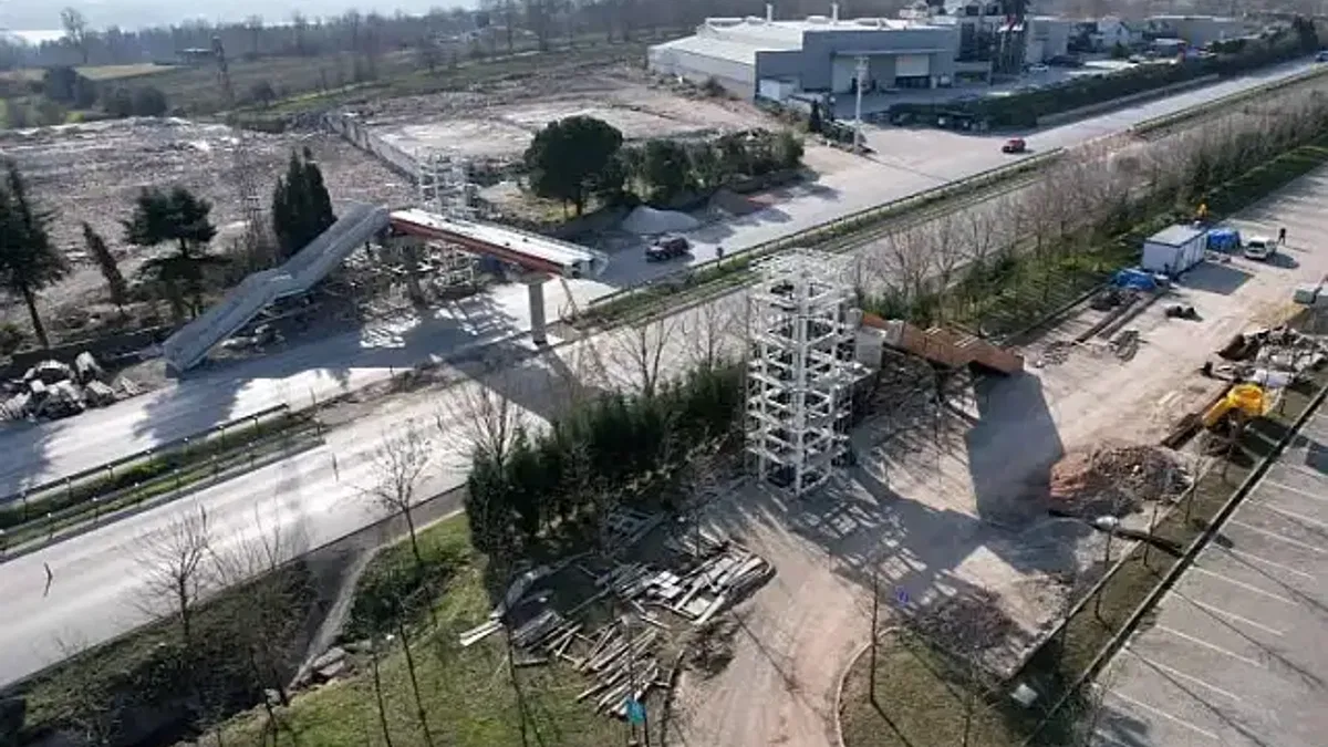 Ormanya üstgeçidinde çelik montaj