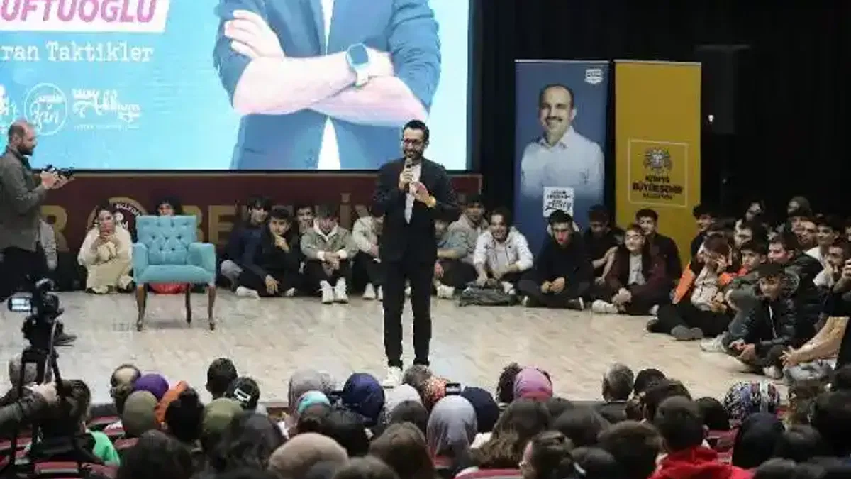 Akşehirli öğrencilere sınav kazandıran taktikler anlatıldı
