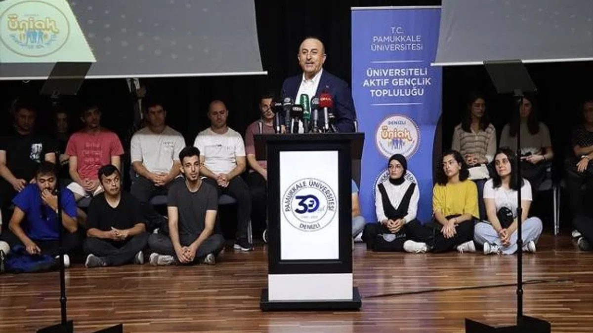 Dışişleri Bakanı Çavuşoğlu: Kıbrıs Türkünü korumak için oraya daha fazla güç göndereceğiz
