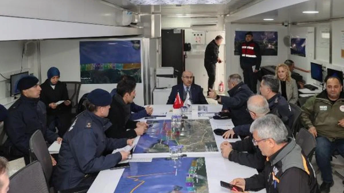 Kayıp mürettebat 13 gündür aranıyor