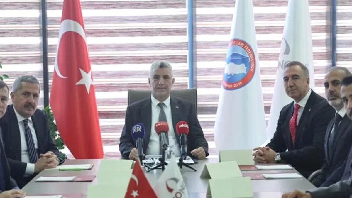 Bakan Bolat: Otomotiv sektörü Avrupa'da 4. sırada