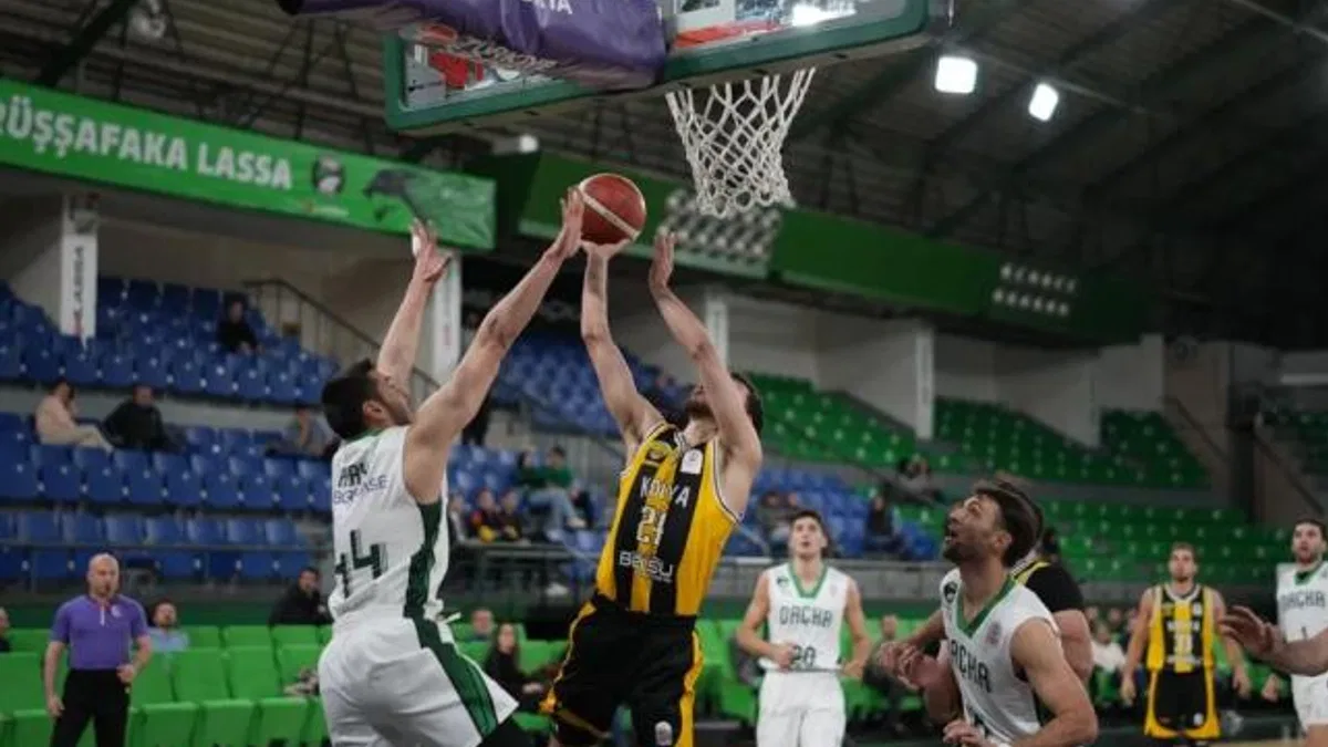 Konya Büyükşehir Federasyon Kupası'nda adını yarı finale yazdırdı